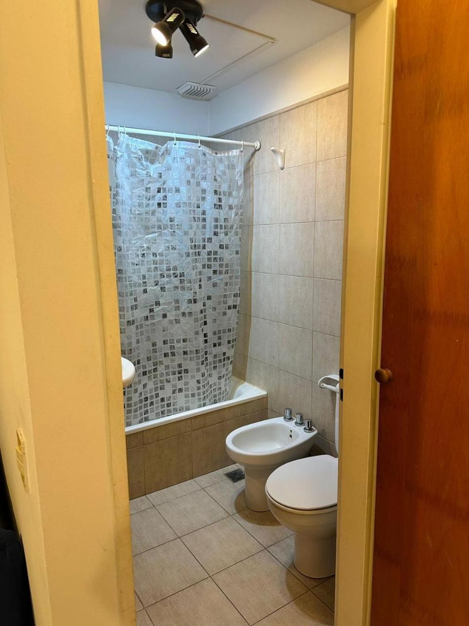 Hermoso Apartamento En Country Hosp Univ Austral Pilar  Exterior photo